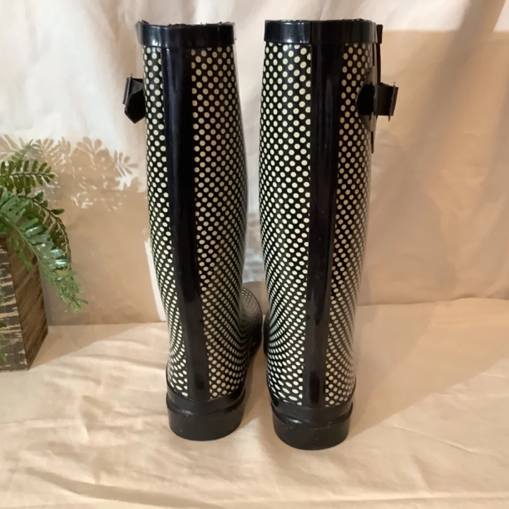 Marilyn‎ Monroe black white rain boots